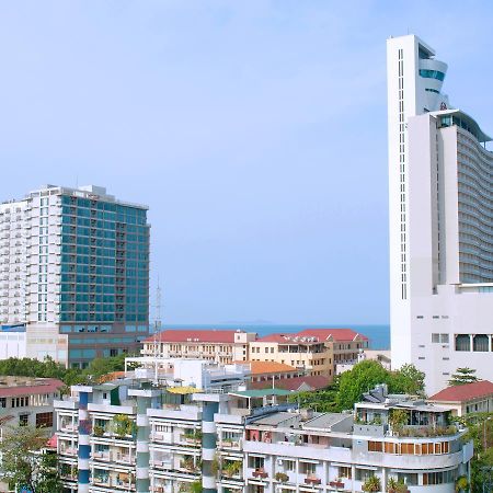 Queen 3 Hotel Нячанг Экстерьер фото